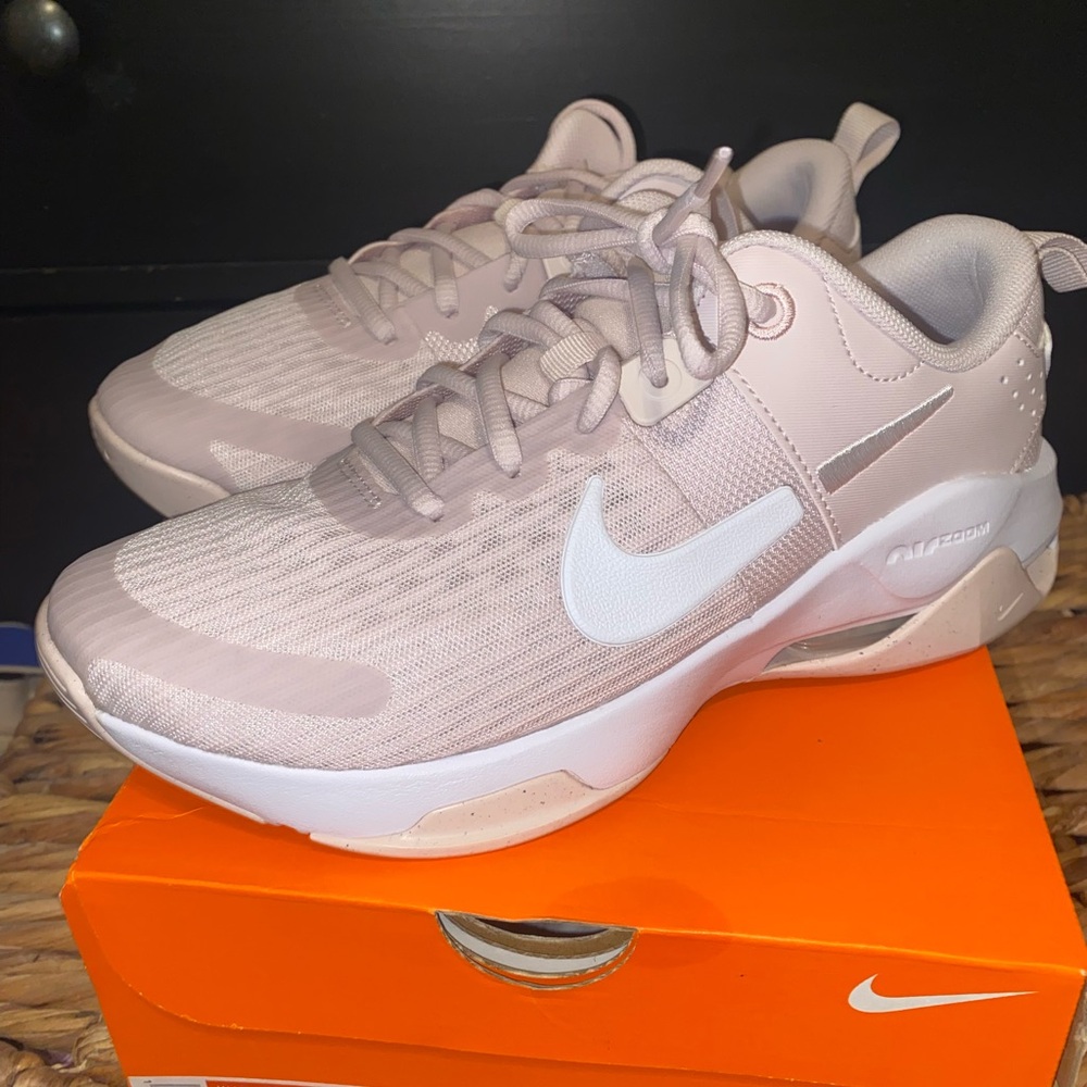 Nike womens